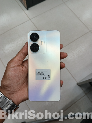 Realme c55